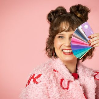 VÄRI x Henkariin – taiteen ja tyylin ilta to 12.2. klo 17–20