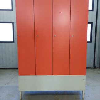 Pukukaappi 51 × 120 × 188 cm