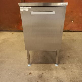 RST-kaappi 65 × 50 × 91 cm
