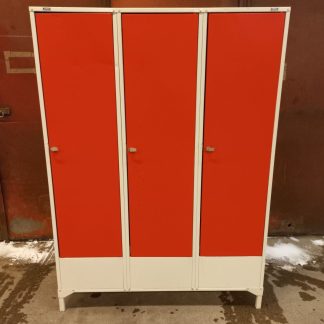 Pukukaappi 50 × 135 × 186 cm