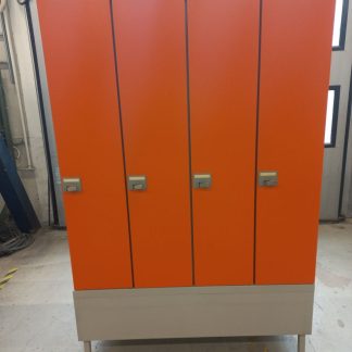 Pukukaappi 53 × 120 × 192 cm