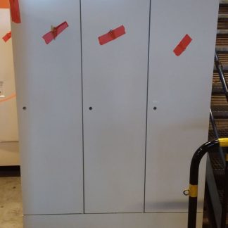 Pukukaappi 54 × 120 × 190 cm