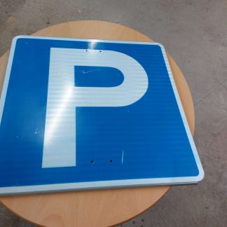 Parkkipaikka-liikennemerkki