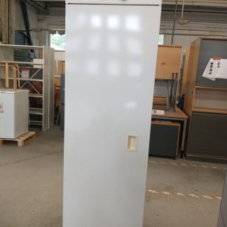 Cylinda kuivauskaappi 61 × 59 × 190 cm