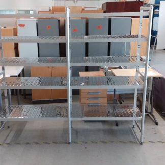 Metallihylly 40 × 260 × 180 cm