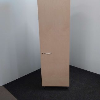 Vaatekaappi 47 × 60 × 211 cm