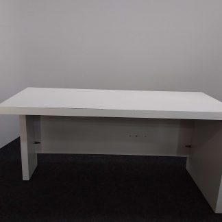 Työpöytä 60 × 145 × 72 cm