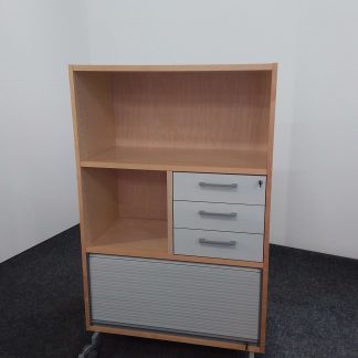 Kaappi  43 × 80 × 128 cm