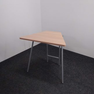 Pulpetti  54 × 80 × 75 cm