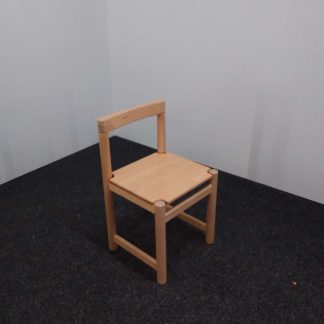 Lasten tuoli