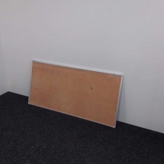 Ilmoitustaulu 2 × 120 × 61 cm