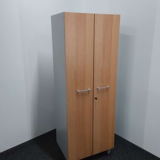 Hyllykaappi 44 × 60 × 166 cm