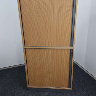 Rulokaappi 42 × 80 × 165 cm (ei avaimia)