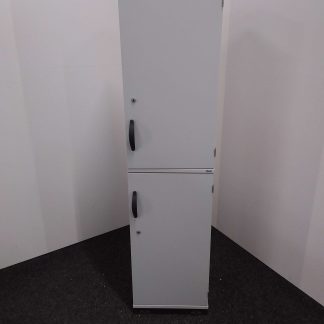 Hyllykaappi 40 × 40 × 164 cm