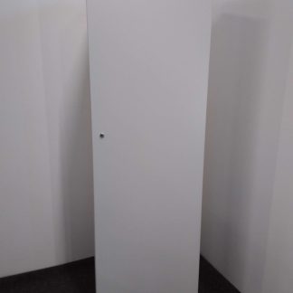 Vaatekaappi 44 × 60 × 198 cm, 1 avain