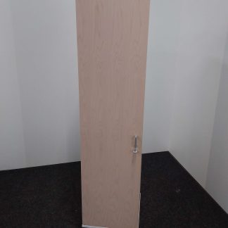 Vaatekaappi  43 × 40 × 164 cm
