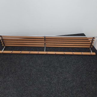 Naulakko  23 × 179 × 32 cm