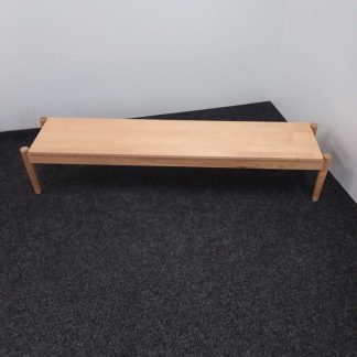 Penkki 32 × 148 × 29 cm