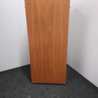 Hyllykaappi 44 × 62 × 147 cm, 1 avain