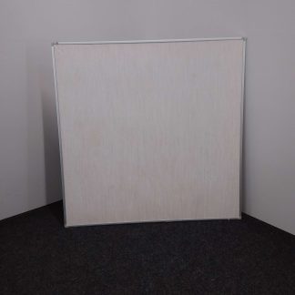 Ilmoitustaulu 2 × 121 × 122 cm
