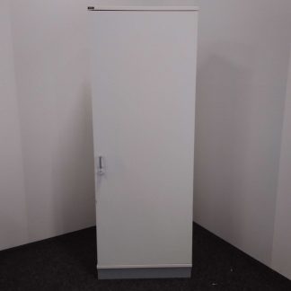 Vaatekaappi 43 × 60 × 164 cm, 1 avain