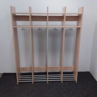 Naulakko  24 × 119 × 144 cm