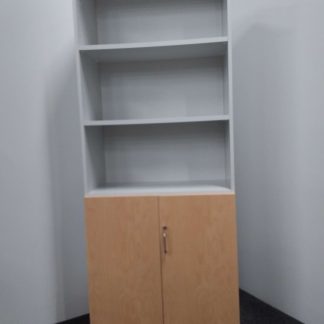 Hyllykaappi 40 × 80 × 207 cm, 1 avain