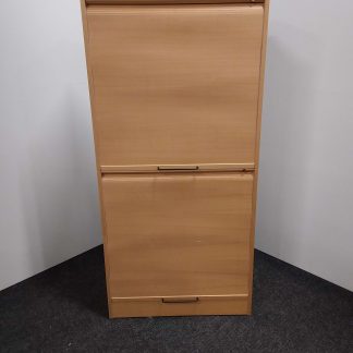 Rulokaappi 42 × 80 × 167 cm, 4 avainta