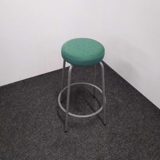 Tuoli 42 × 42 × 71 cm