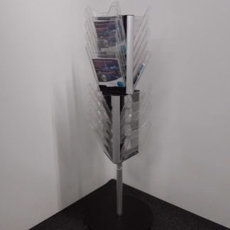 Esiteteline 58 × 58 × 178 cm